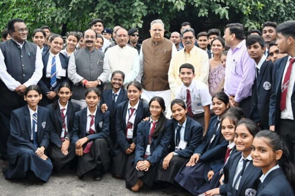 Students of Royal Kids Convent School met Chief Minister Vishnu Dev Sai in the Legislative Assembly