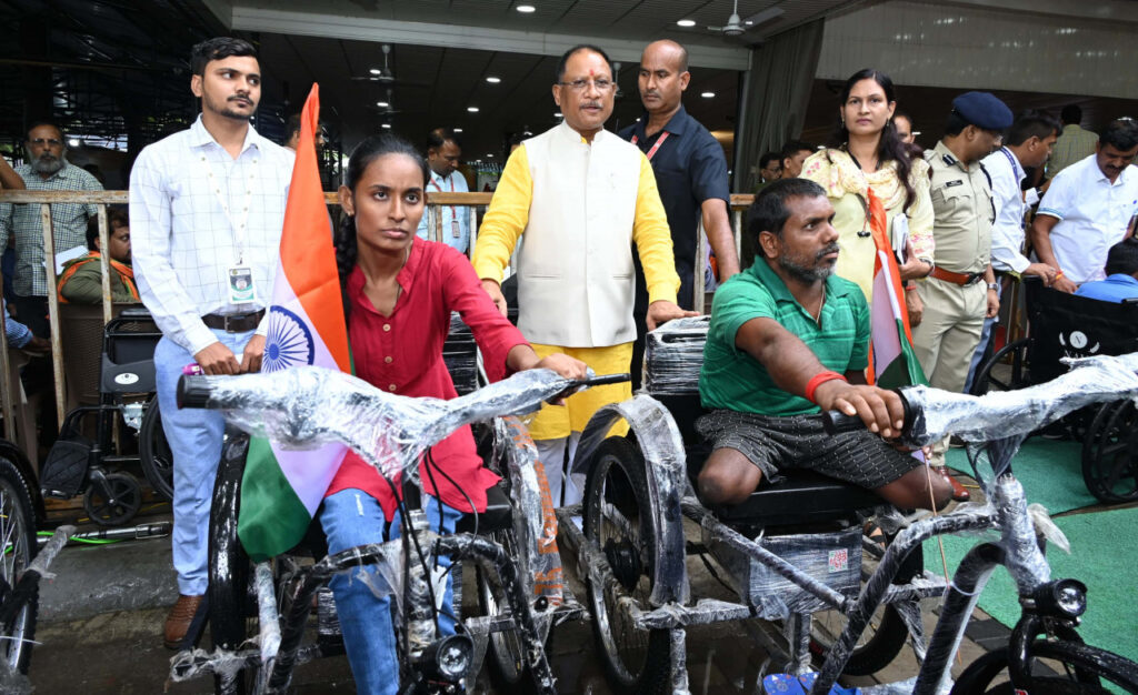 Three disabled persons received battery operated tricycles from Chief Minister Sai in the Jandarshan programme