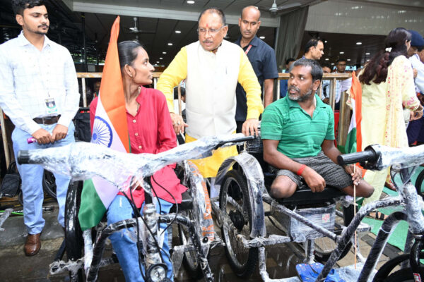 Three disabled persons received battery operated tricycles from Chief Minister Sai in the Jandarshan programme