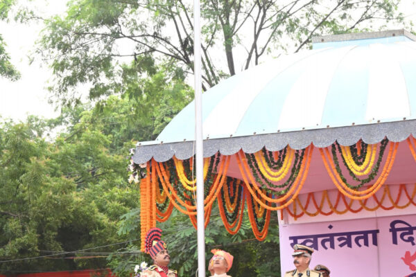 Chief Minister Vishnu Dev Sai hoisted the flag at the main function organised at the Police Parade Ground in the capital on the occasion of 78th Independence Day.