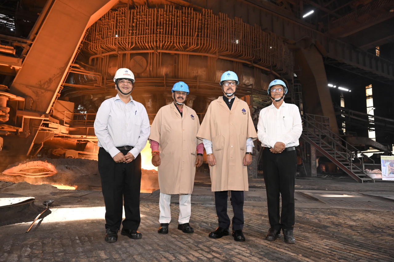 The Governor visited Bhilai Steel Plant