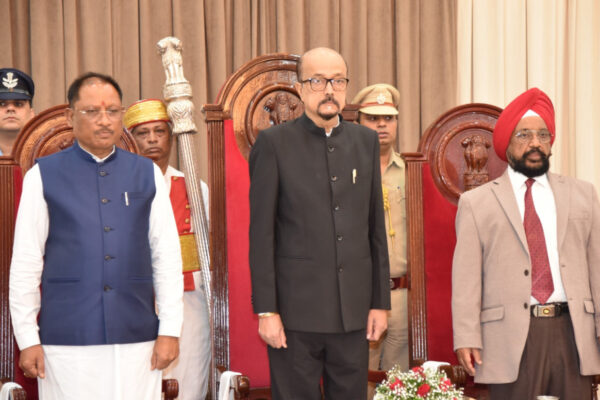 Governor Ramen Deka administered the oath of office to Justice (Retd.) Uboveja as Chief Lokayukta