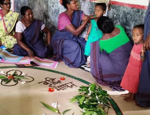 Nutrition campaign in Anganwadi center of Chhattisgarh, nutritious food is being given to pregnant women and children