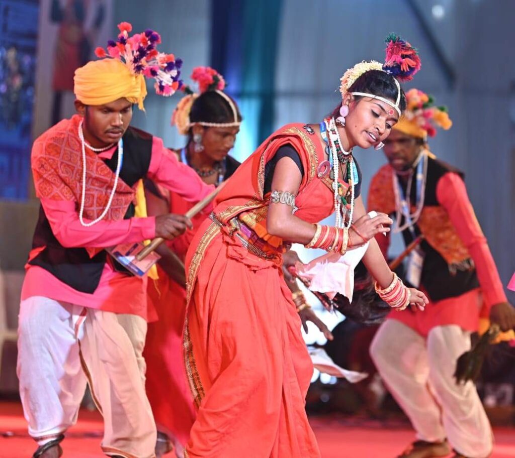 Chhattisgarh news: Tribal Pride Day and Interstate Tribal Folk Dance Festival-2024