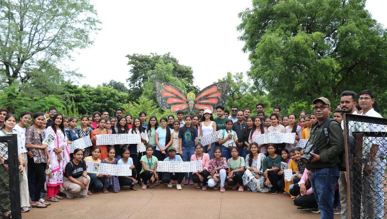 More than 7000 students participated in the "Prakriti Darshan" program of Nandanvan Jungle Safari