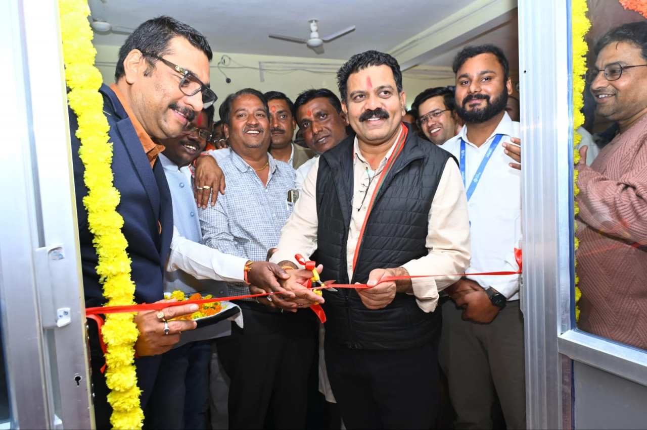 Deputy Chief Minister Shri Vijay Sharma inaugurated the state's first road safety experience room