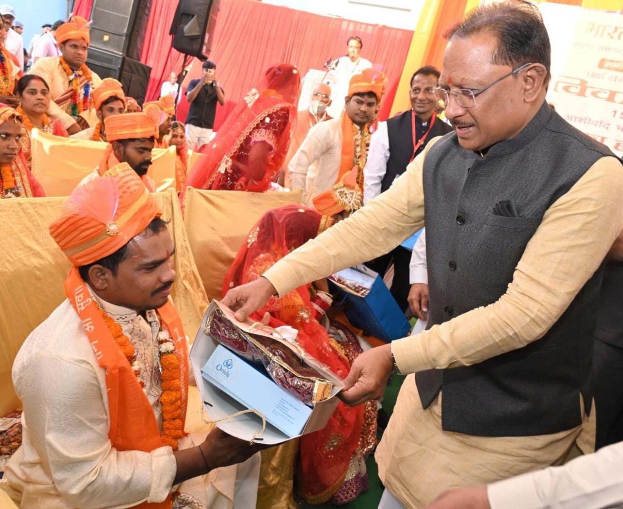 Chief Minister Sai blessed the newly married couples in the mass marriage ceremony of Divyangjans